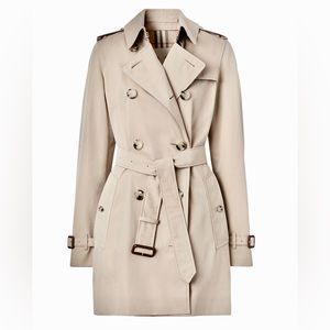 Burberry Mid length Kensington trench coat | US 8, UK 10